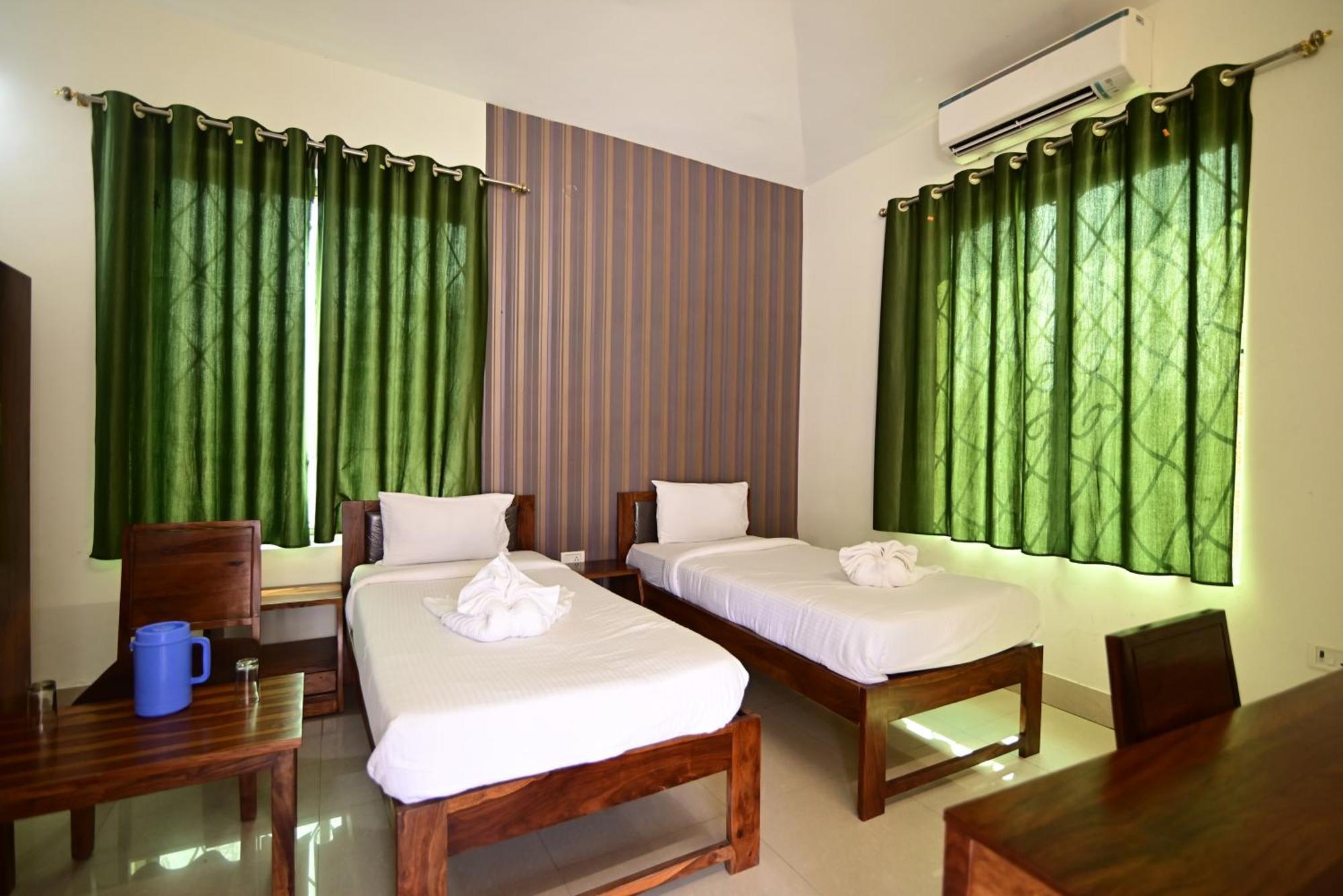 The Byke Niranjana Hotel Gaya Exterior photo